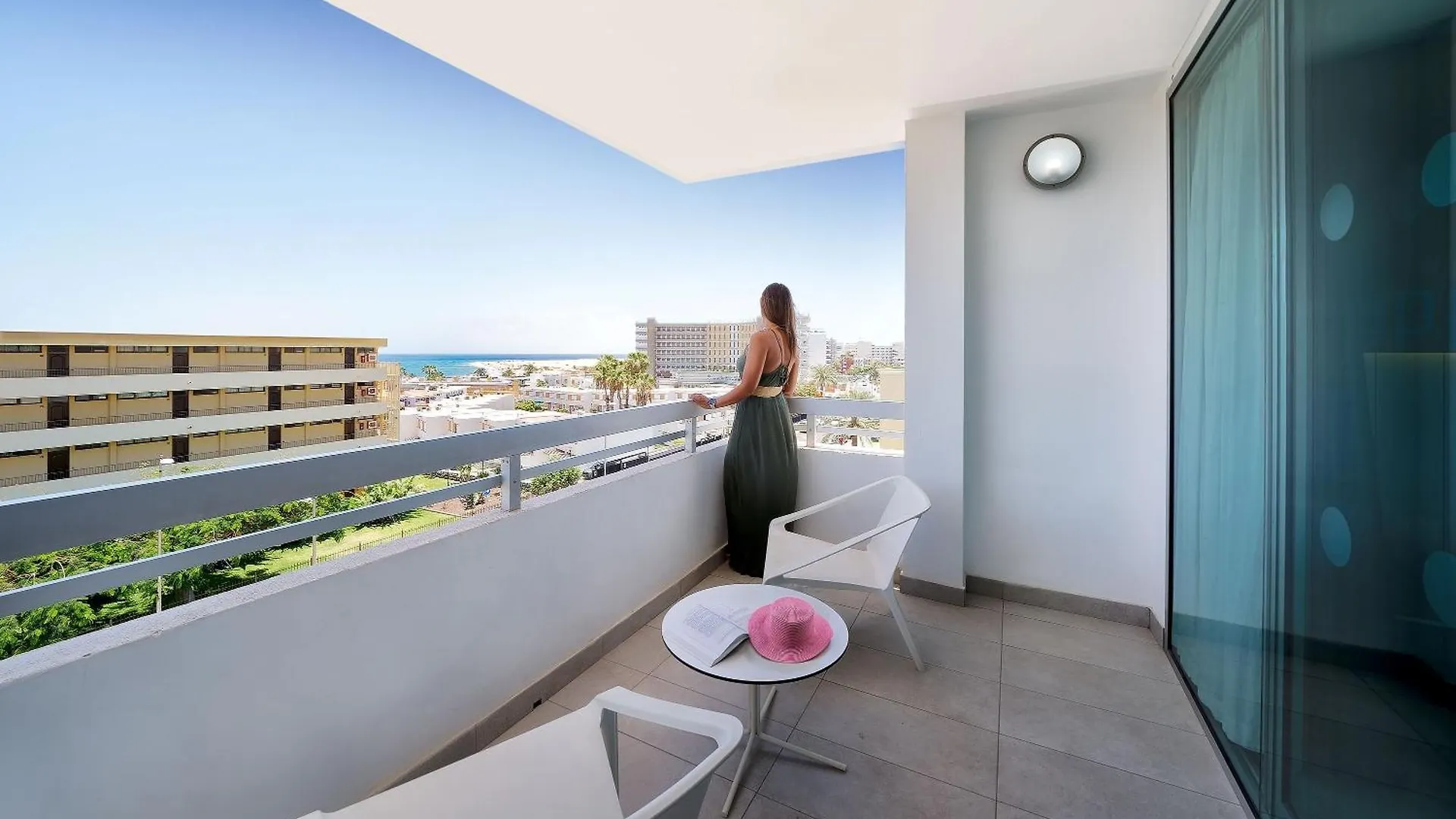 Akeah Broncemar Hotel Playa del Inglés 4*,